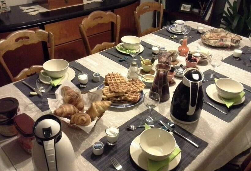 Номер Стандарт, Le Logis Du Four