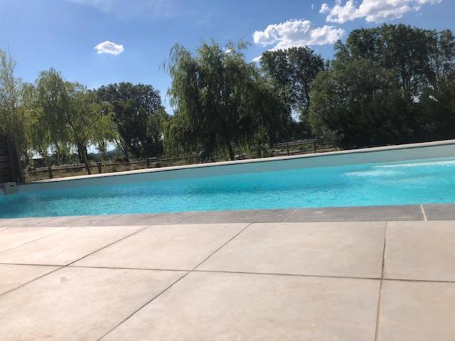 Номер Superior, Les Centaurines