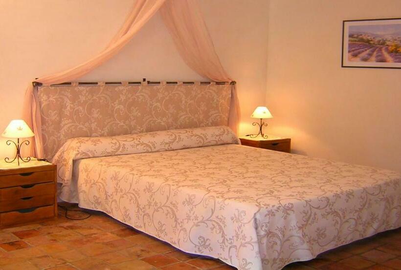 Номер Стандарт с Террасой, Maison D Hôtes Lou Geneste