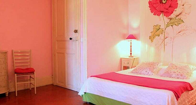 スタンダードルーム, Mas Moise