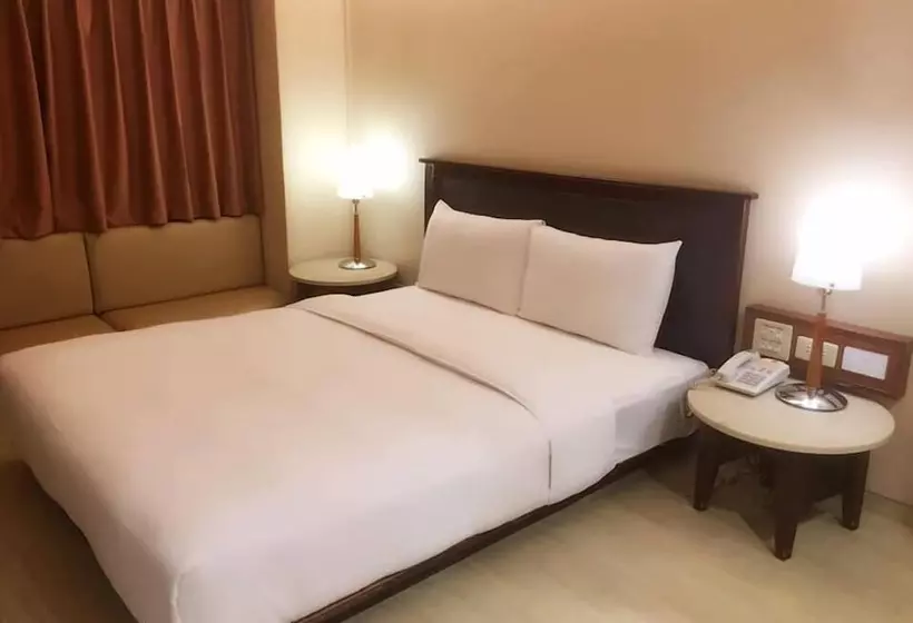 اتاق استاندارد چهار تخته, 種子商旅