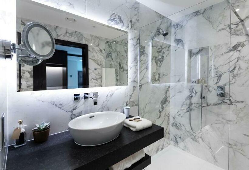 Номер Deluxe, Clayton Hotel Cambridge