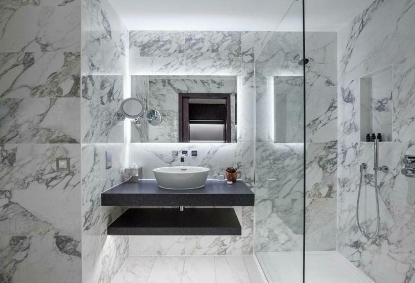 Номер Deluxe, Clayton Hotel Cambridge