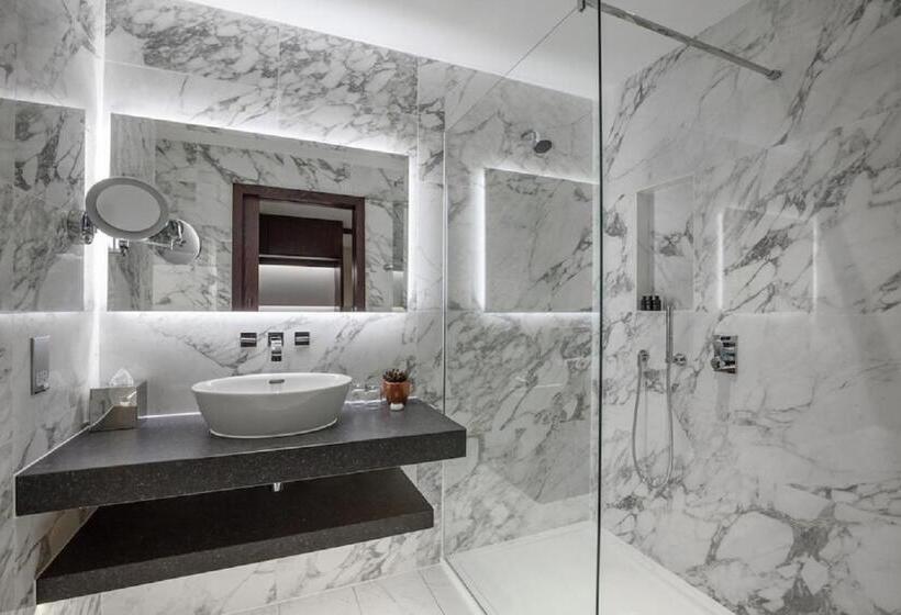 Номер Deluxe, Clayton Hotel Cambridge