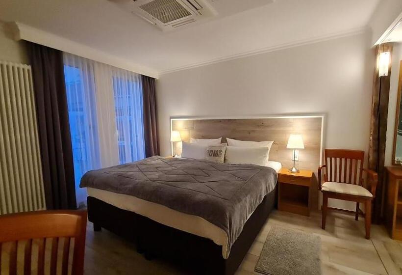 スーペリアールーム, Domizil