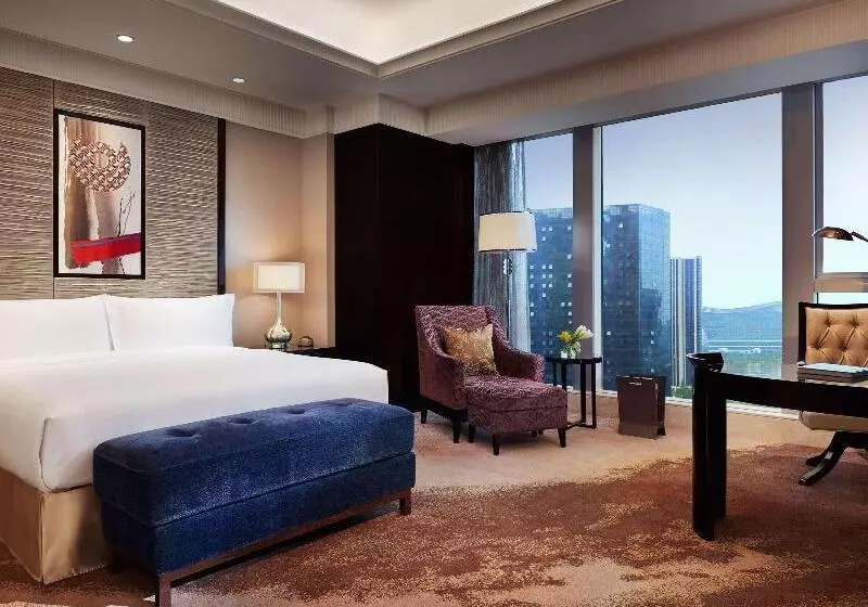 キングサイズベッドのスタンダードルーム, Fairmont Chengdu