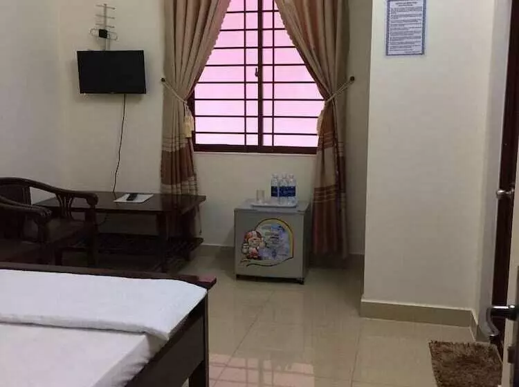 اتاق استاندارد, Hoang Ngoc