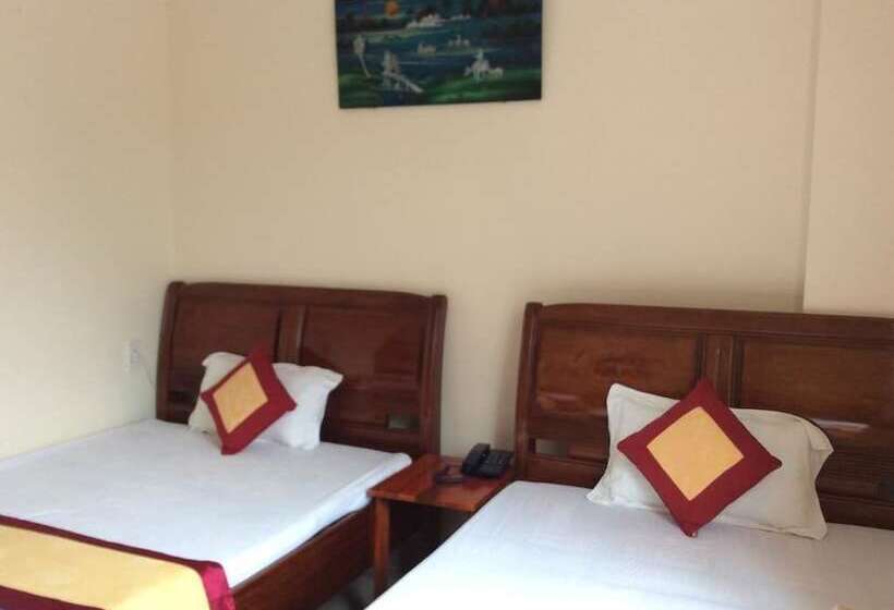 اتاق استاندارد, Hoang Ngoc