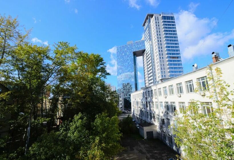 Standard Room, Moskabelmet