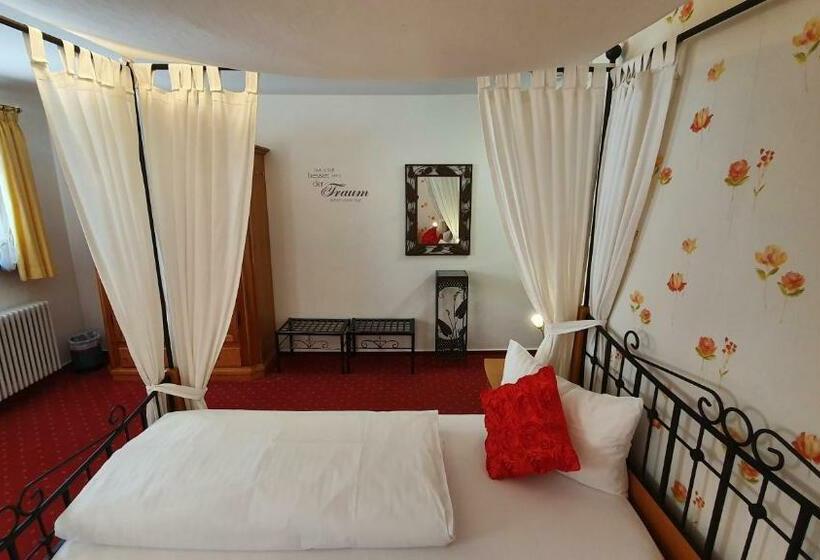 디럭스 룸, Restaurant Rebstock