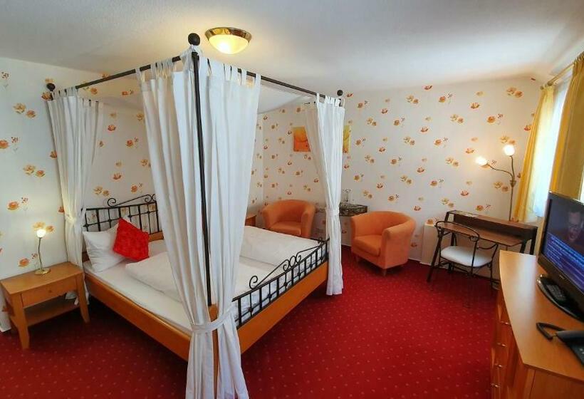 디럭스 룸, Restaurant Rebstock