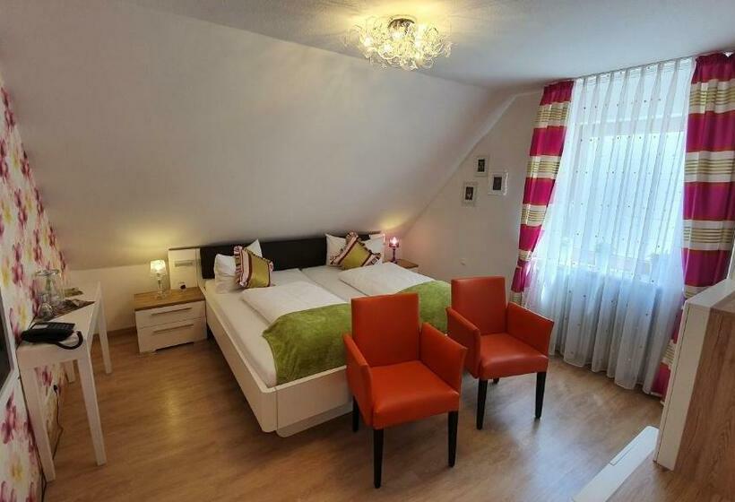 디럭스 룸, Restaurant Rebstock