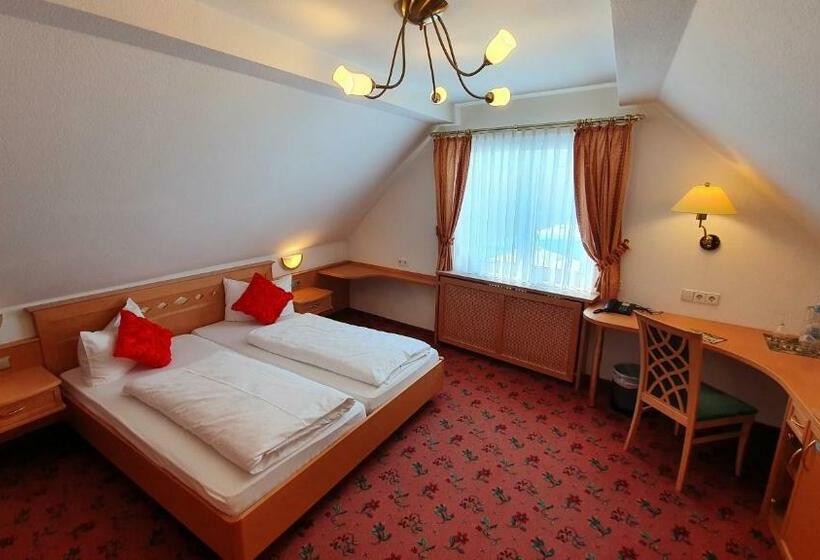 디럭스 룸, Restaurant Rebstock