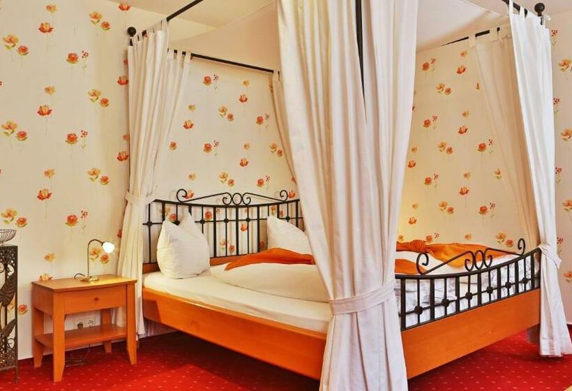 디럭스 룸, Restaurant Rebstock