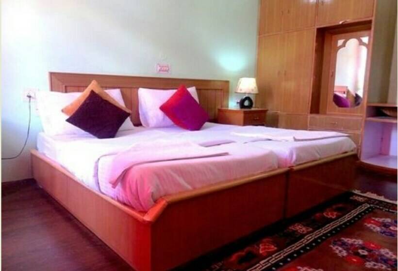 Standard-huone, Tih Hotel Maryul