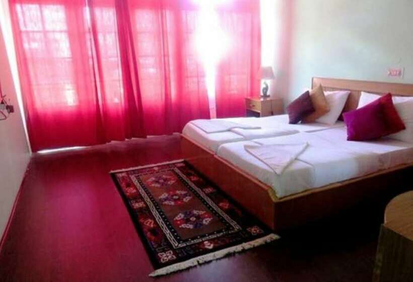 Standard-huone, Tih Hotel Maryul