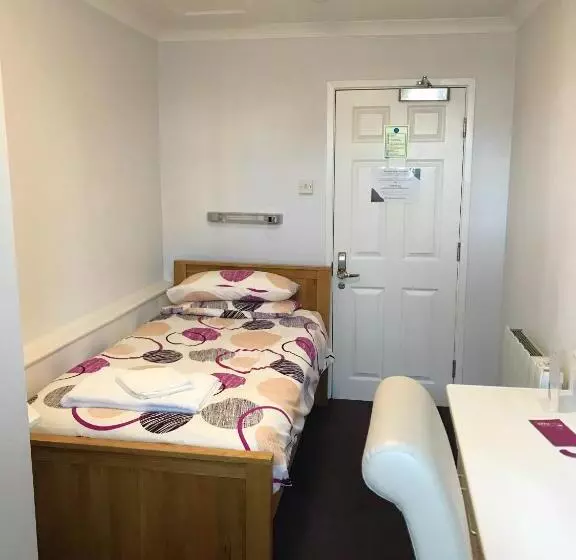 اتاق اکونومی یک تخته, Austins Self Service Guest House