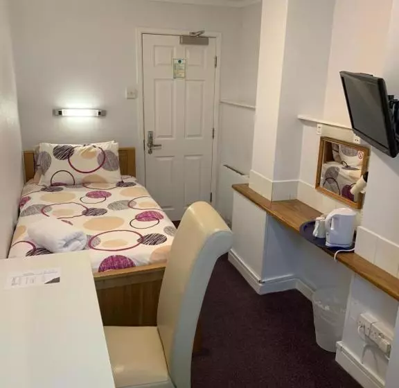 اتاق اکونومی یک تخته, Austins Self Service Guest House