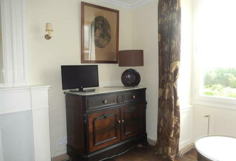 Quarto Estandar, Domaine De Puyrousse