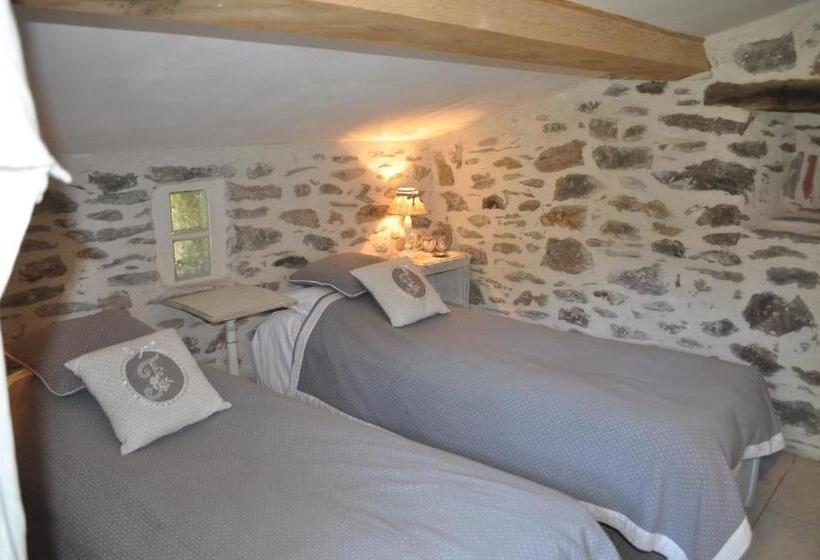 キングサイズベッドのスーペリアルーム, La Ribeyrette