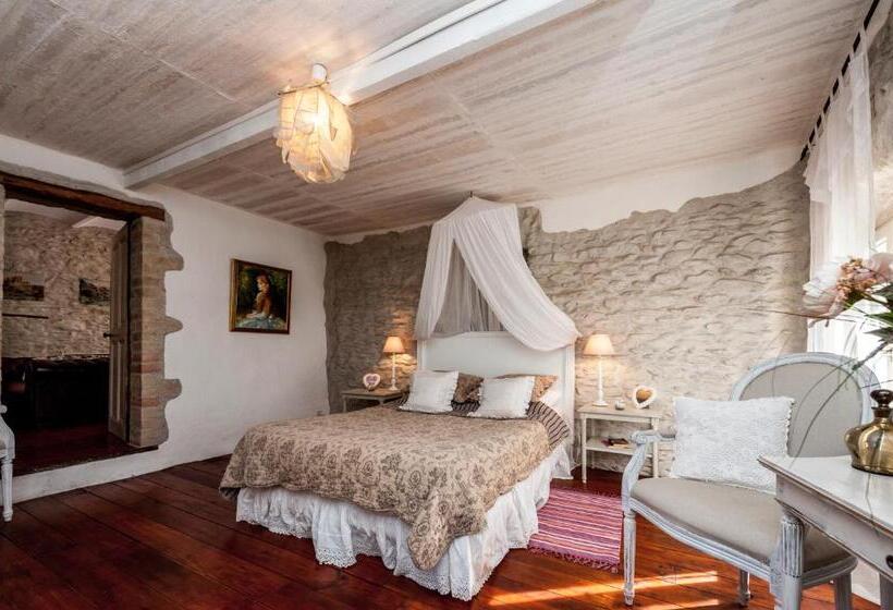 スタンダードルーム, La Ribeyrette