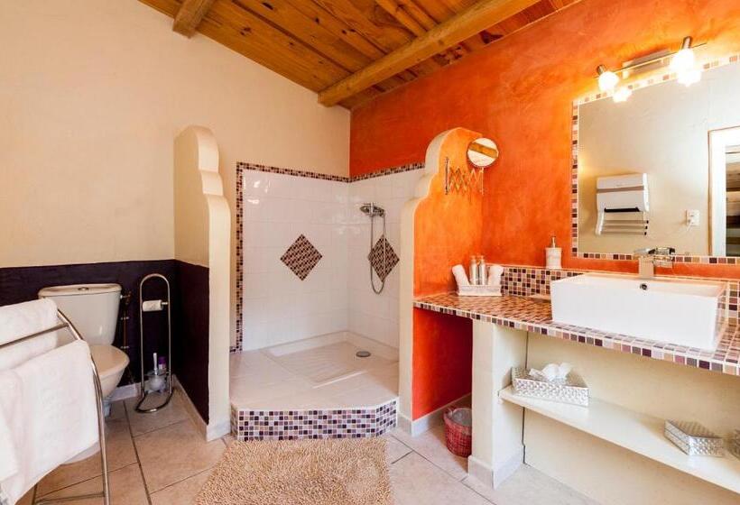 キングサイズベッドのスーペリアルーム, La Ribeyrette