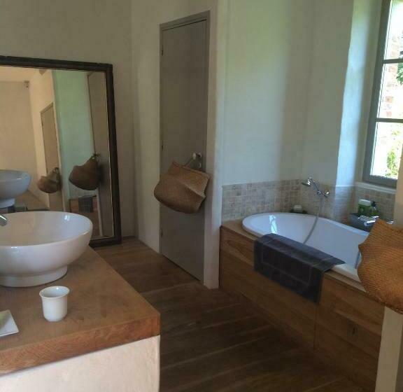 Номер Стандарт, Le Mas De Laval