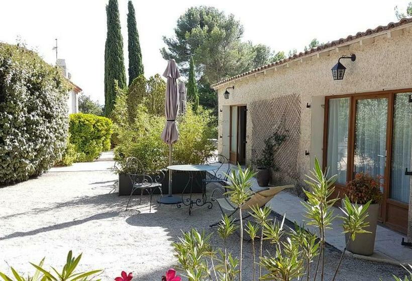 デラックスルーム, Les Mazets Du Luberon