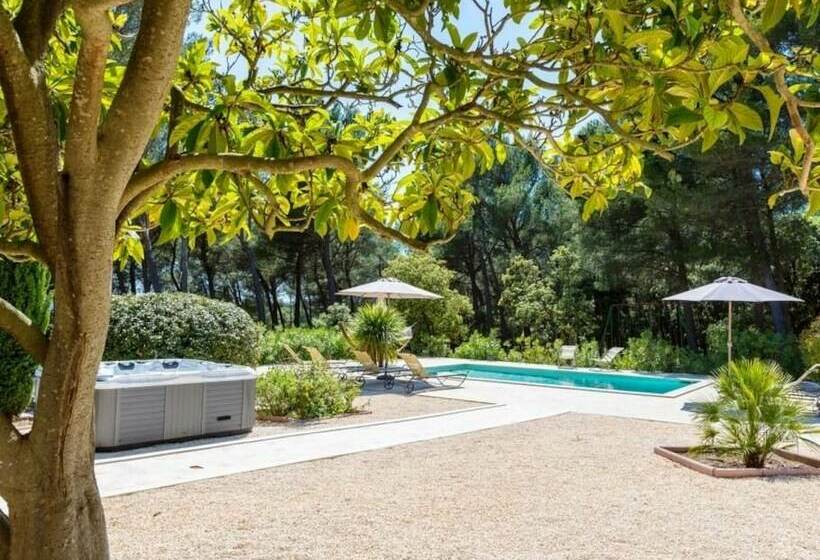 デラックスルーム, Les Mazets Du Luberon