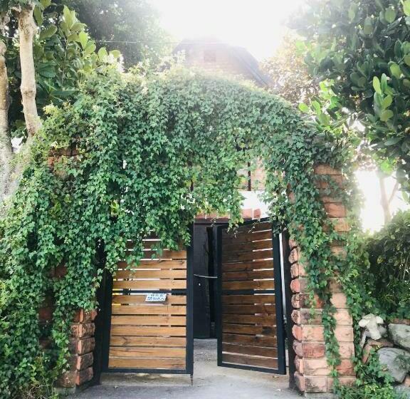 اتاق استاندارد با چشم‌انداز دریا, Bridge12th B&b