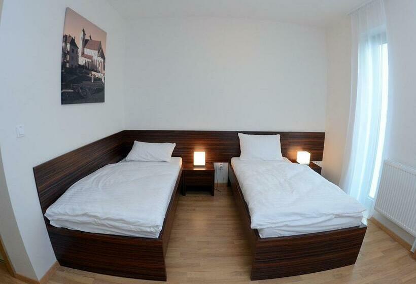 スタンダードルーム, Bélier