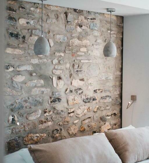 舒适型房间, Briketenia