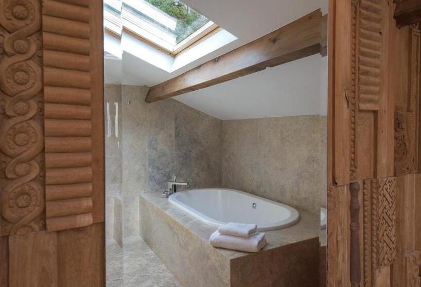 Люкс 2 Спальни, Dominique Colonna