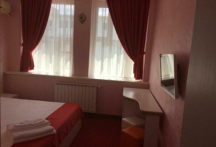 スタンダードルーム, Hamlet