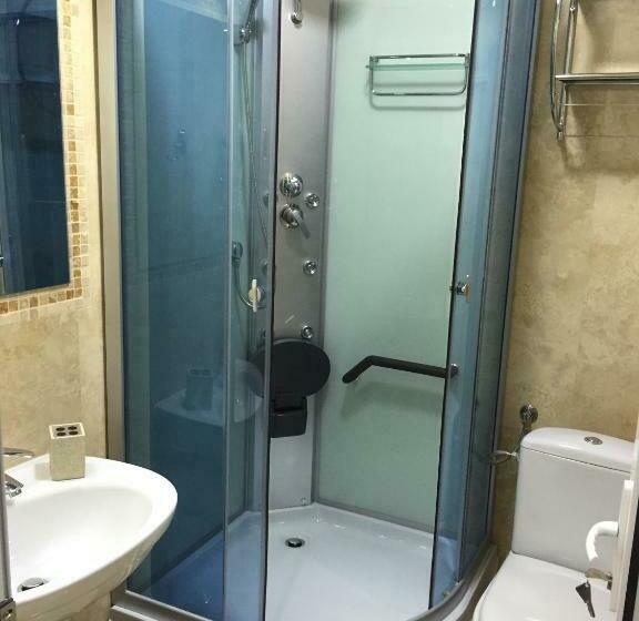 スタンダードルーム, Hamlet