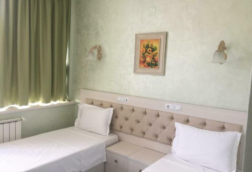 スタンダードルーム, Hamlet