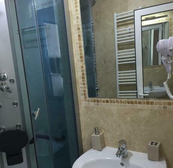 スタンダードルーム, Hamlet