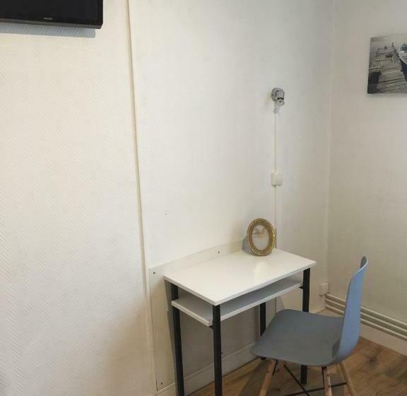 Quarto Estandar Banheiro Compartilhado, Hôtel Alizéa