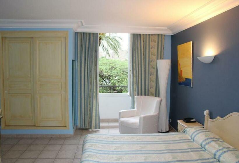 Quarto Deluxe, Hôtel Les Palmiers