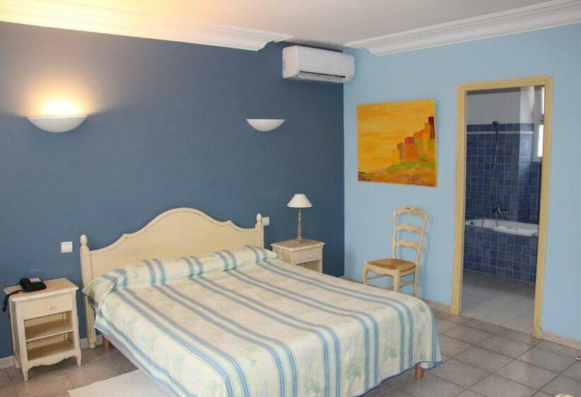 Номер Deluxe, Hôtel Les Palmiers