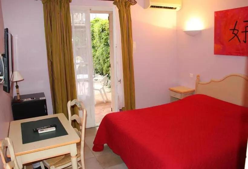 اتاق استاندارد, Hôtel Les Palmiers
