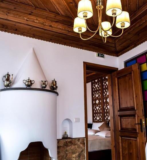 جناح سوبيريور, Kodra