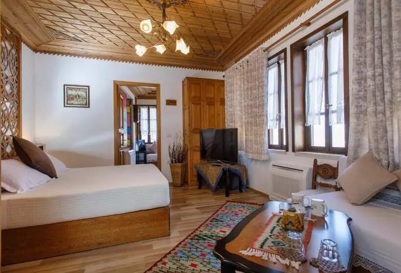 سوییت سوپریور, Kodra