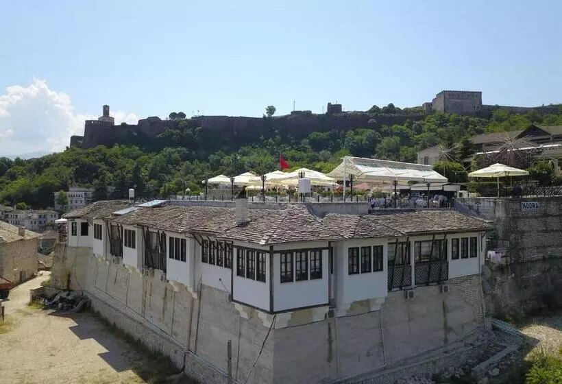 سوییت سوپریور, Kodra