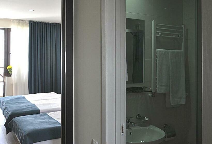 اتاق خانوادگی, Monte