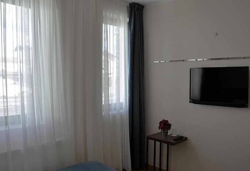 اتاق استاندارد با بالکن, Monte