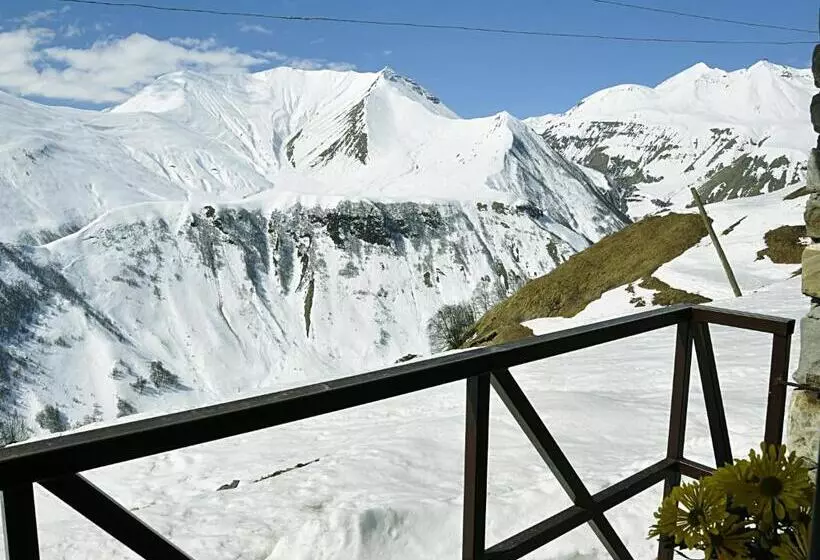 اتاق استاندارد سه تخته با بالکن, Monte