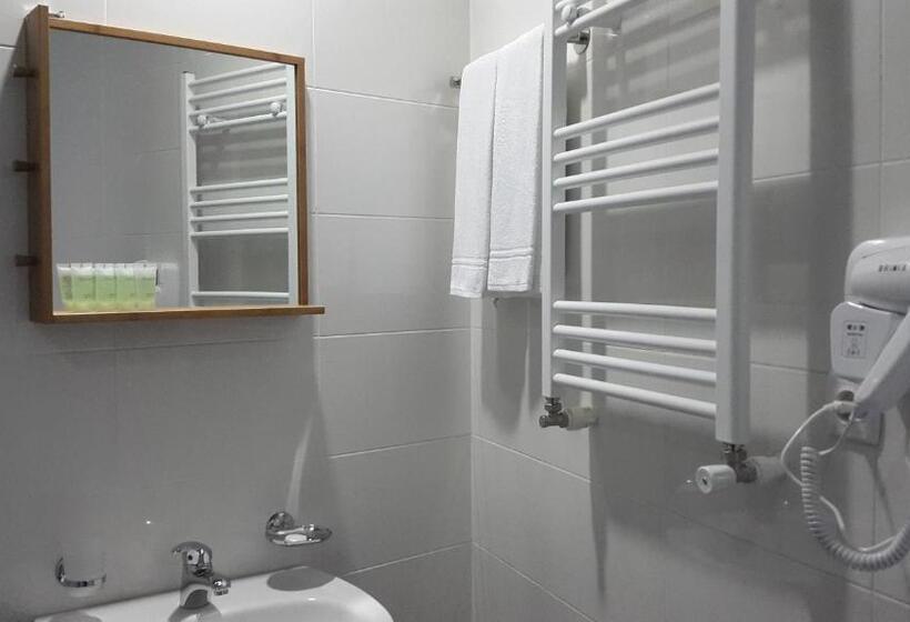 اتاق استاندارد, Monte