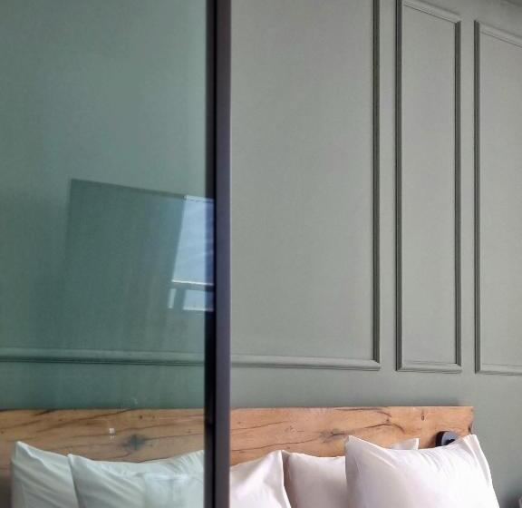 اتاق سوپریور با چشمانداز کوهستان, Monte