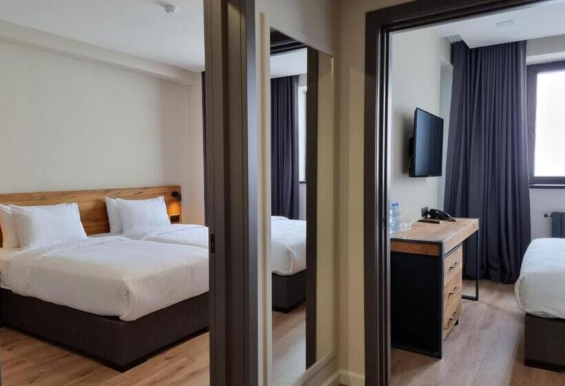 اتاق سوپریور خانوادگی, Monte